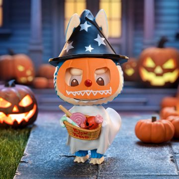 LABUBU Trick-or-Treater Figure